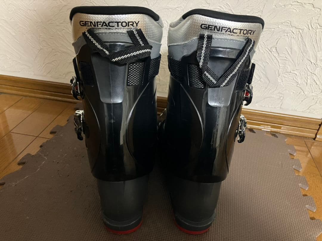 GEN FACTORY ゲン スキーブーツ 30cm　足幅広め 軽量モデル