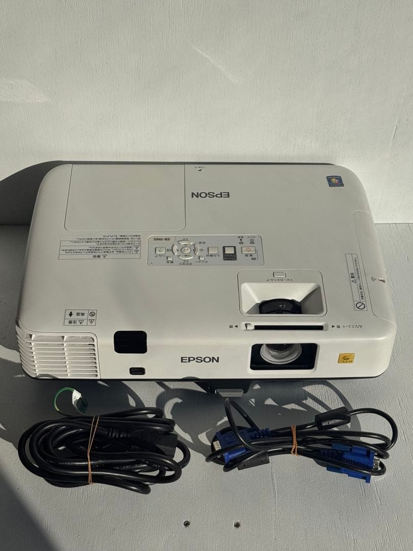 EPSON EH-TW5700 プロジェクター本体