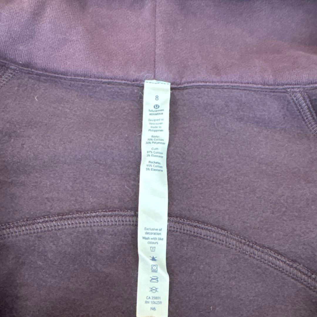 ルルレモン　パープル フード付きパーカー