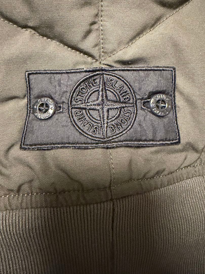 STONE  ダウンベスト S オリーブ