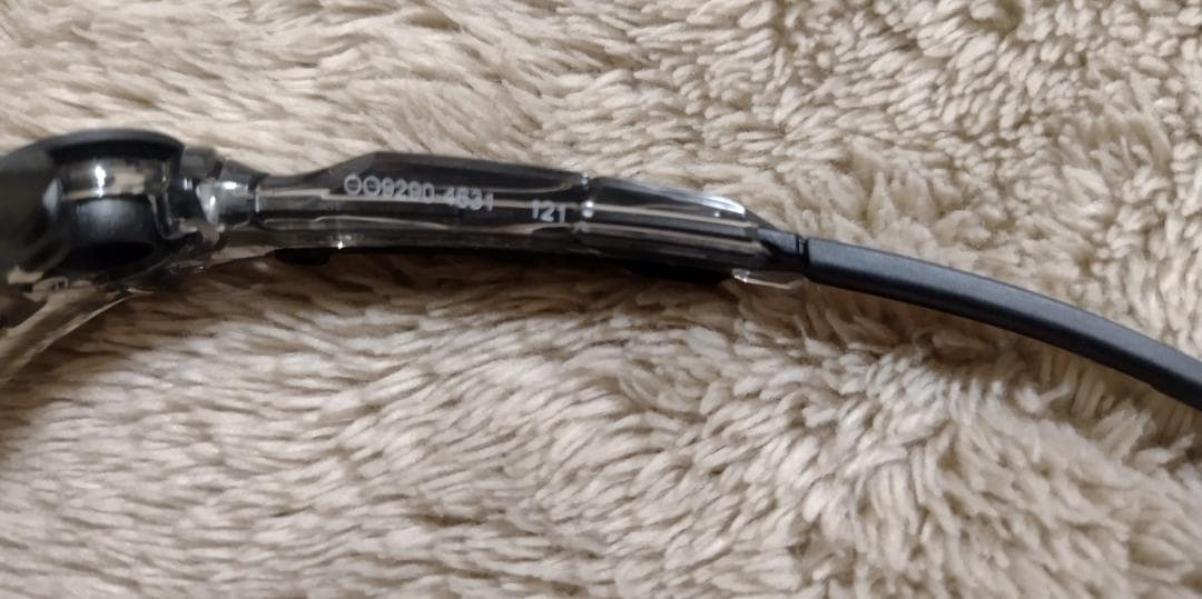 k*0様 OAKLEYオークリー正規品ハイブリッジフィット サングラス プリズム