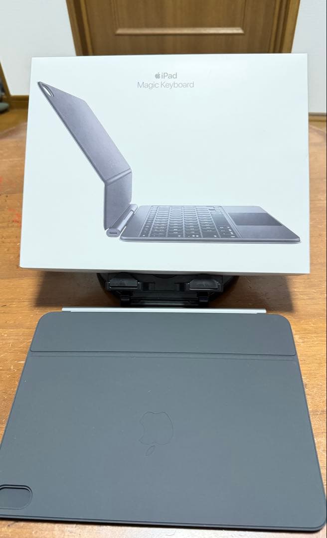 pemiPad Air 11インチ(M3)用　Magic Keyboard