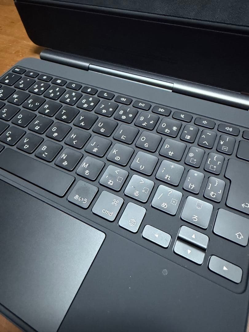 pemiPad Air 11インチ(M3)用　Magic Keyboard