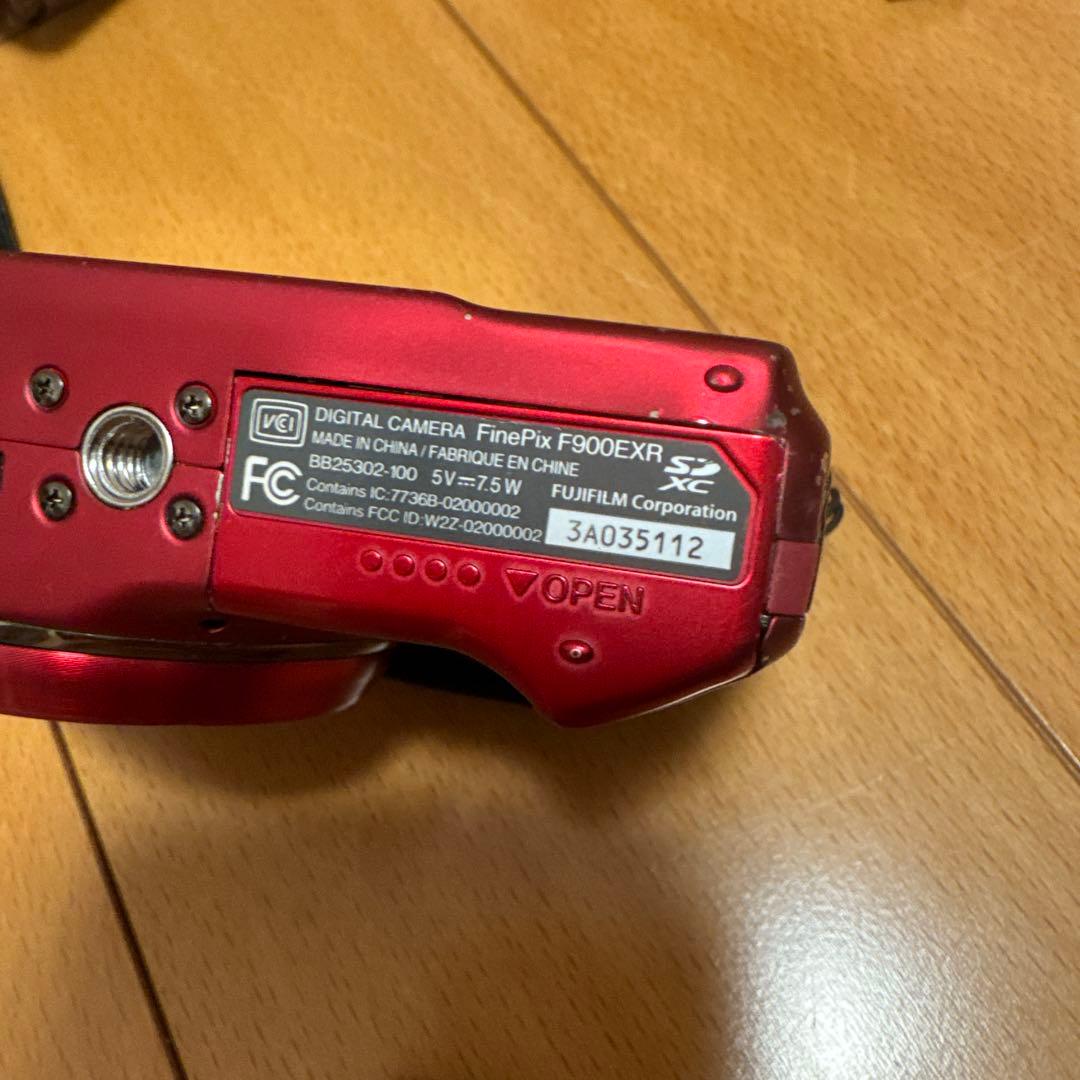 デジタルカメラ Canon EOSKiss x4 FUJIFILM Fine Pix F900