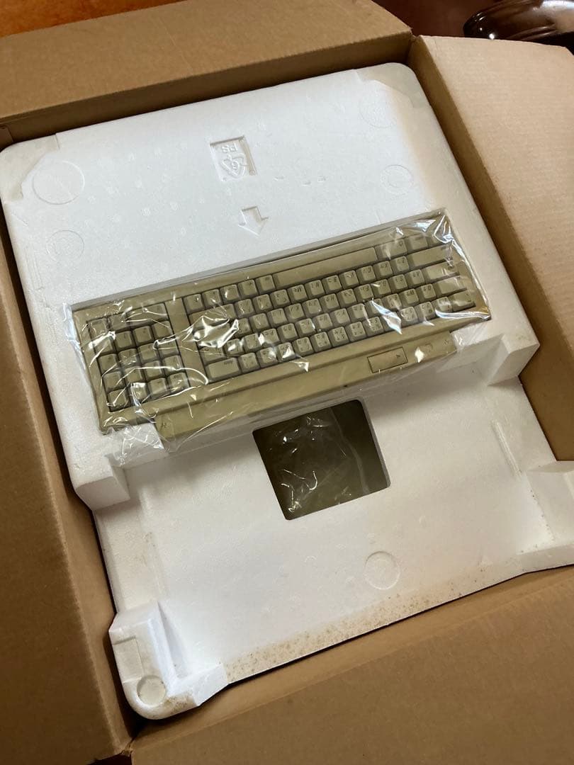 Macintosh Performa 575 本体と周辺機器