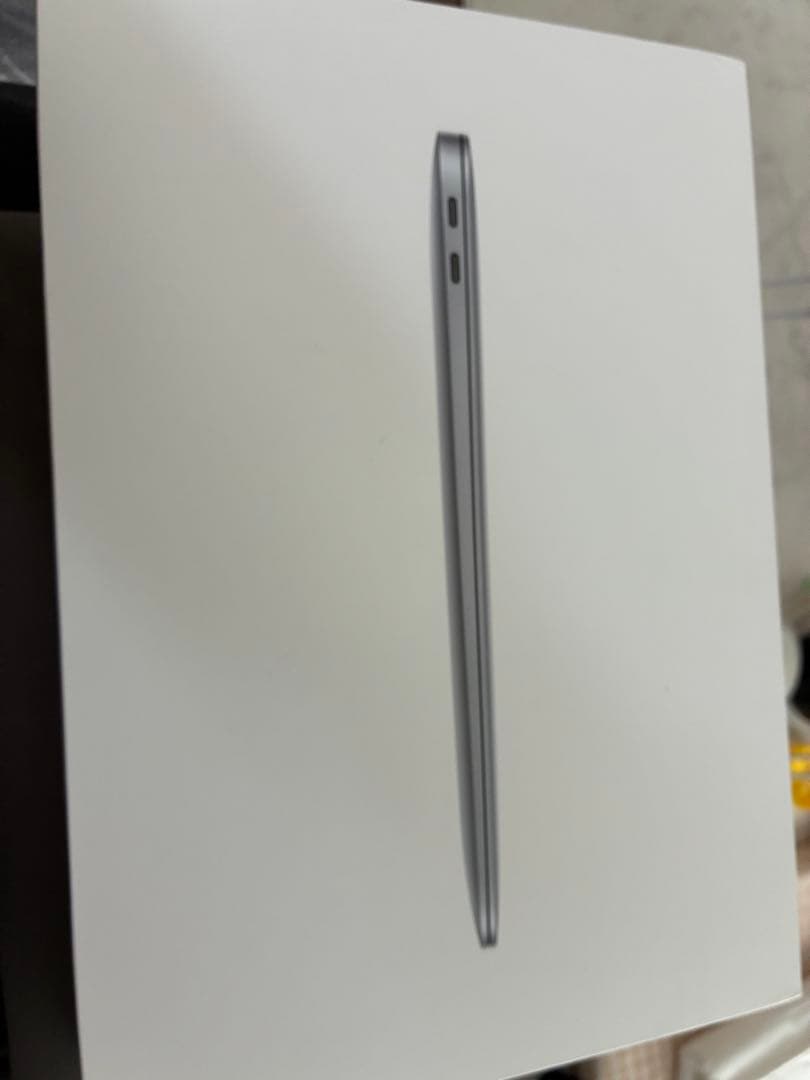 極美品　MacBook Air 13インチ 2020年 Intelモデル