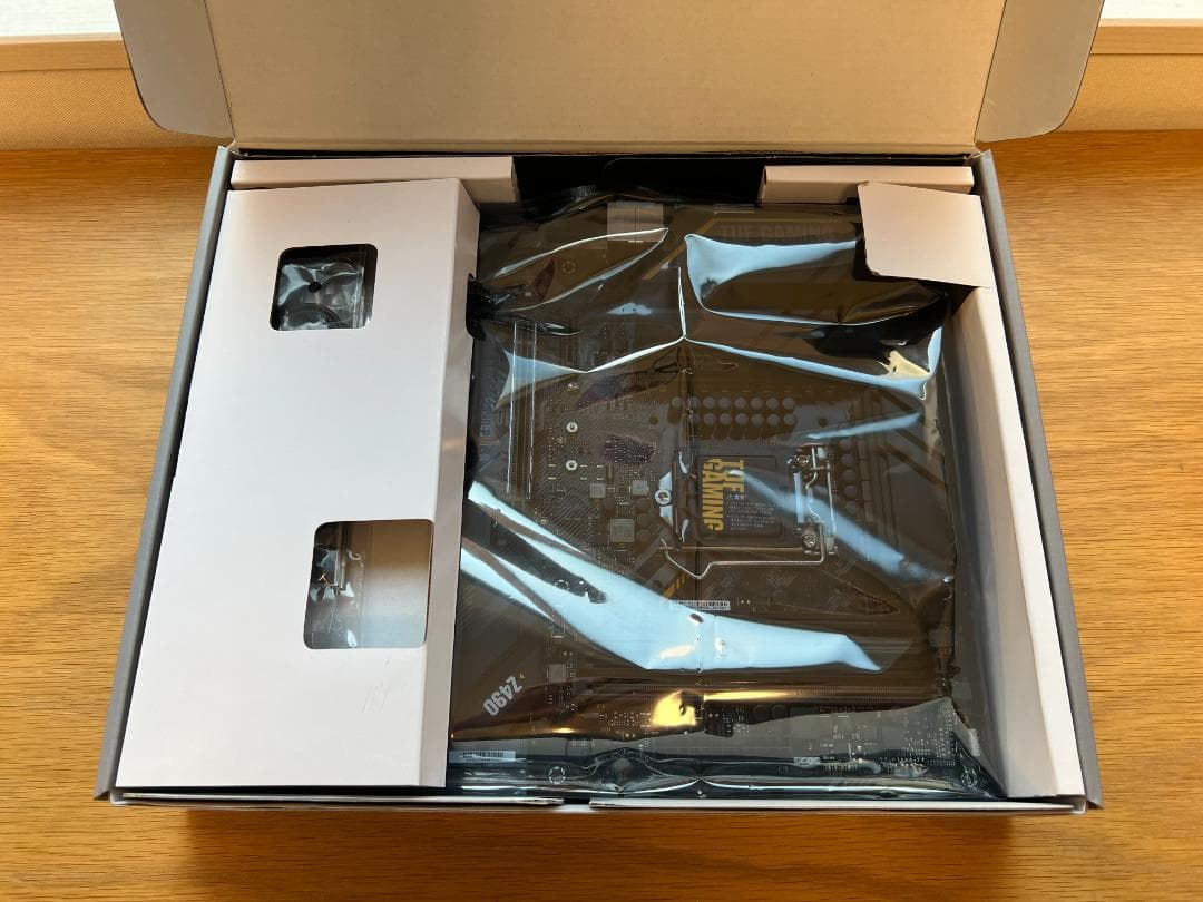 ASUS TUF GAMING Z490-PLUS マザーボード