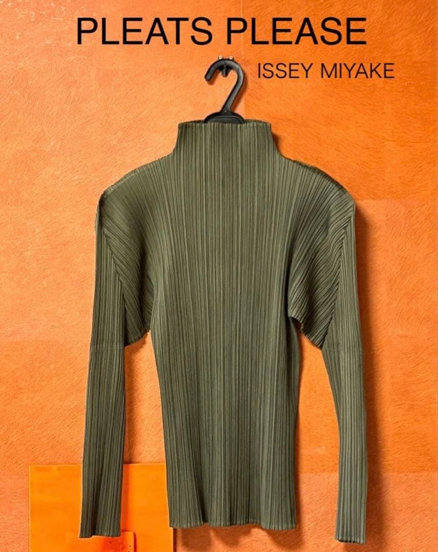 ●PLEATS PLEASE ISSEY MIYAKE 長袖ハイネック・美品●