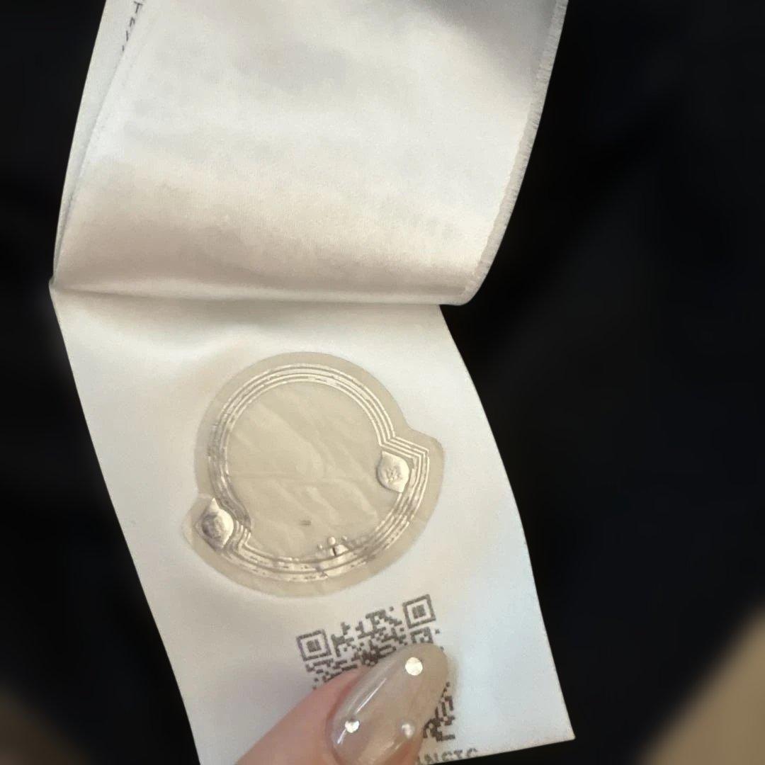 MONCLER 黒 ポロシャツ