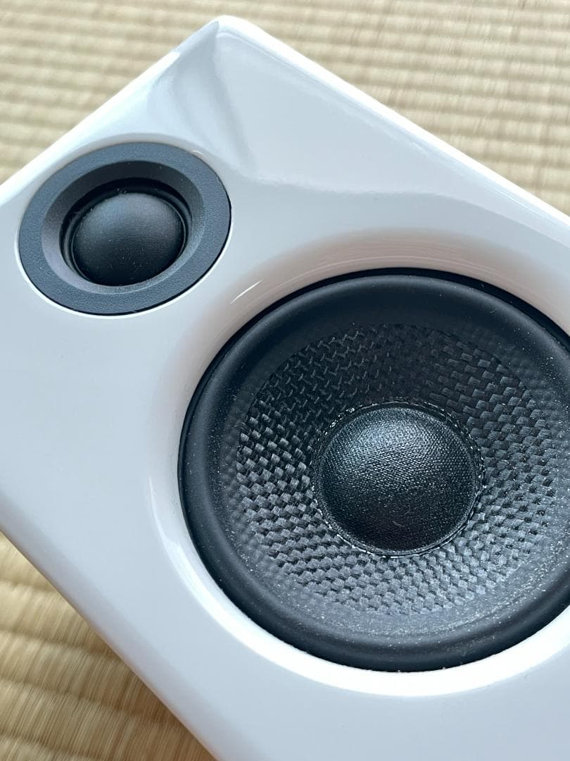 Audioengine A2+ ホワイト デスクトップ スピーカー