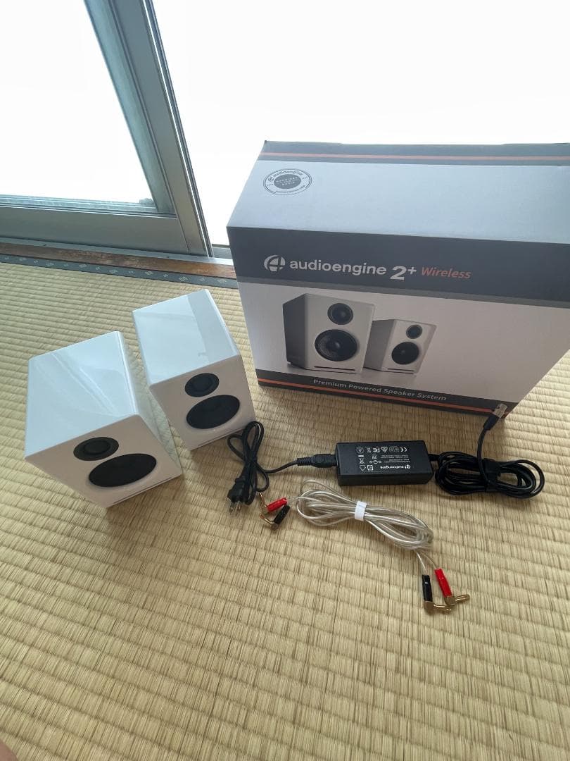 Audioengine A2+ ホワイト デスクトップ スピーカー