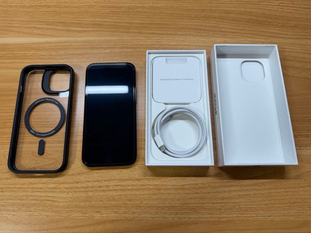iPhone15 128GB 本体 + ケース