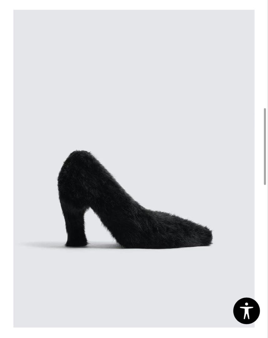 フェイクファーシューズ ZARA X DISNEY