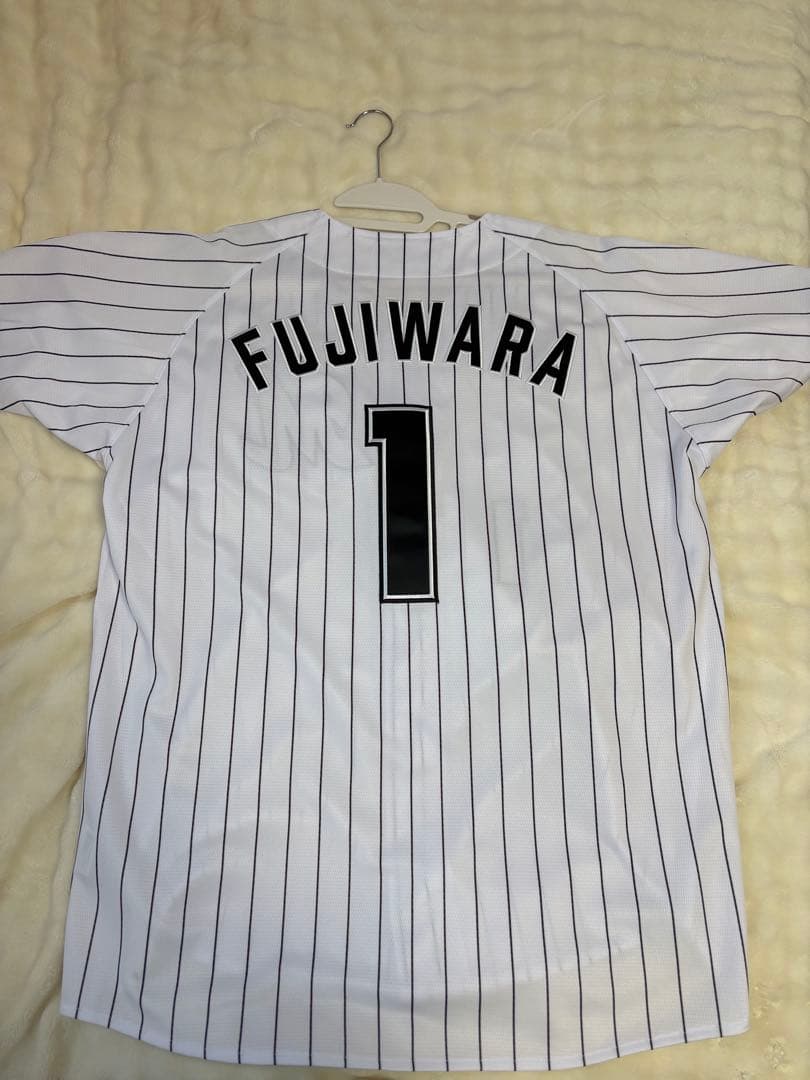 千葉ロッテマリーンズ 藤原選手 ユニフォーム