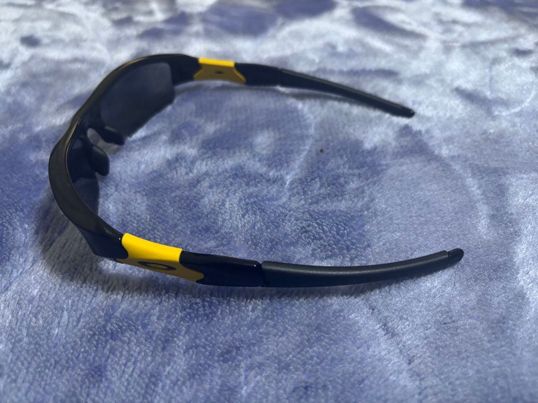 小物 OAKLEY FLAKJACKET LIVESTRONG Jet Black