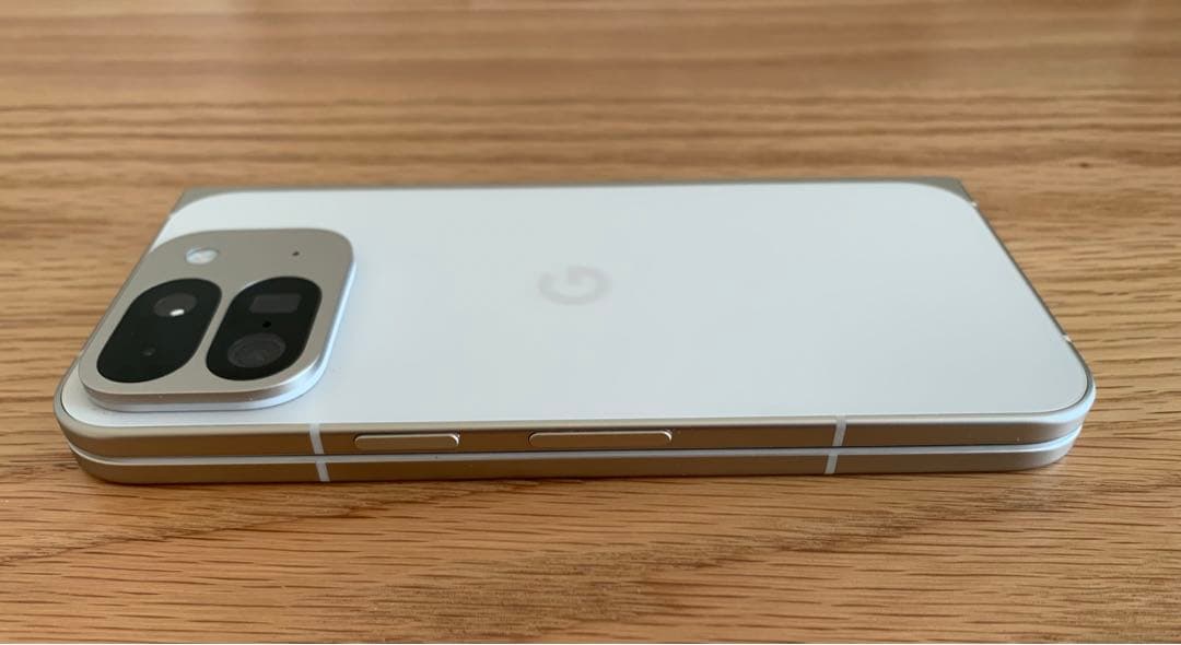 【美品】Google Pixel 9 Pro Fold 256G 純正ケース付