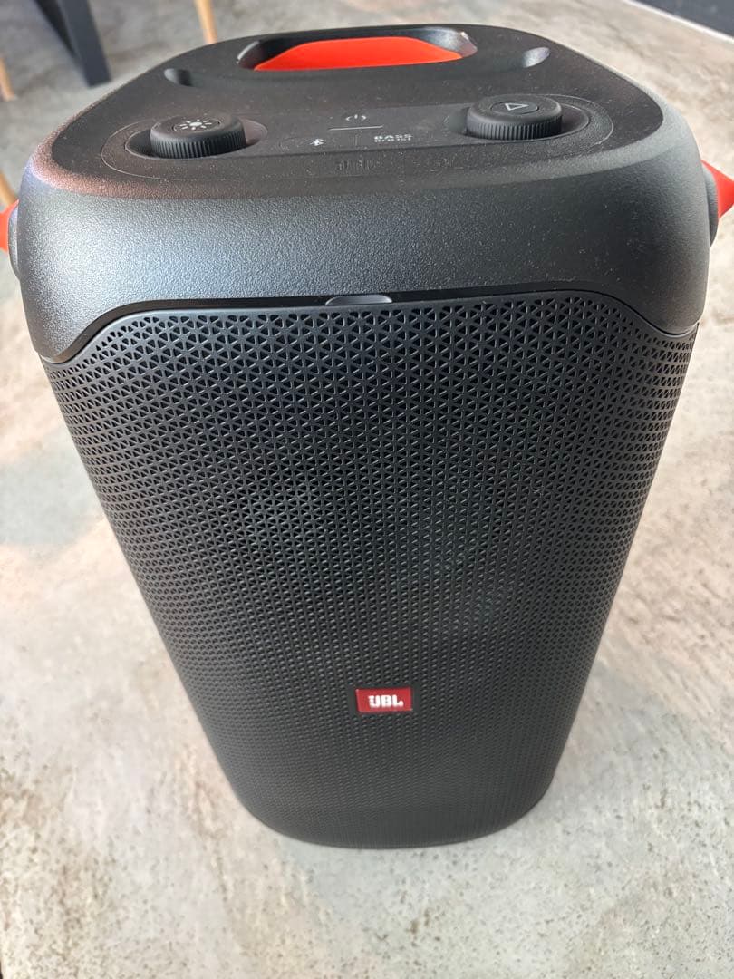 美品！JBL PARTYBOX110ワイヤレススピーカーパーティーボックス110