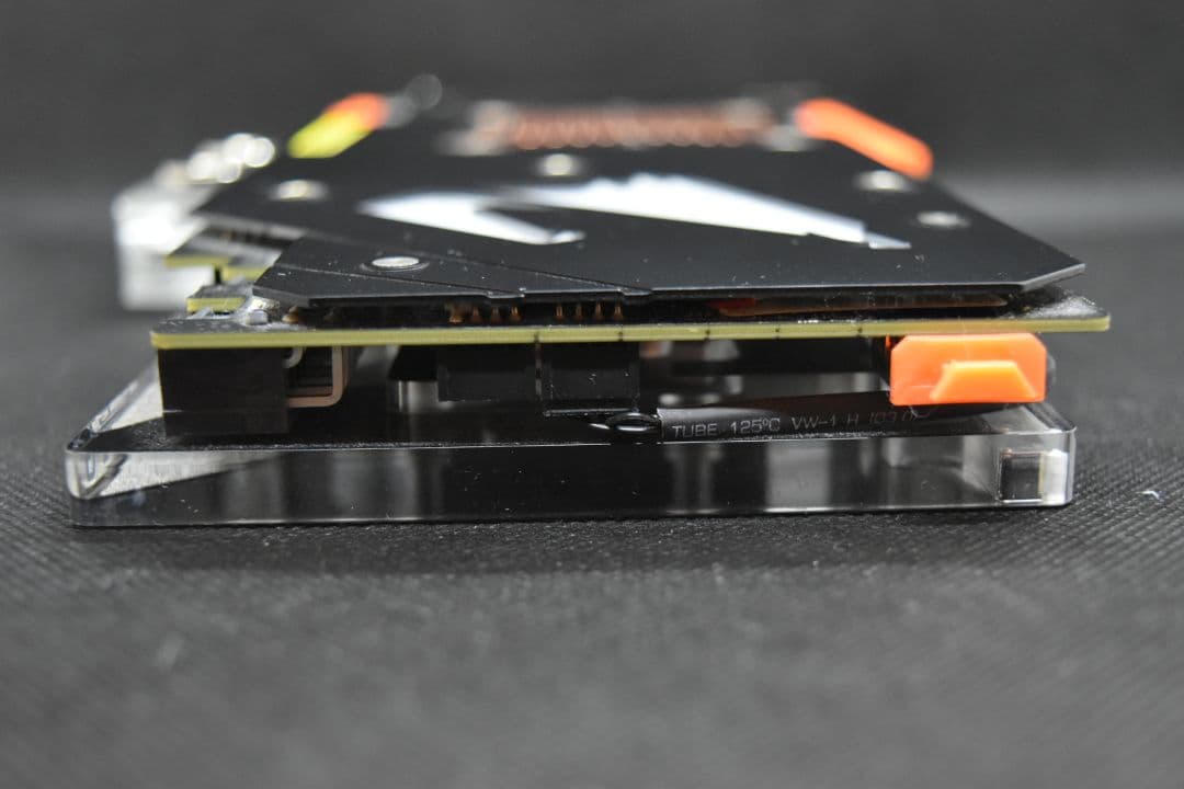 グラフィックボード・グラボ・ビデオカード Gigabyte GTX1080Ti Waterforce Xtreme 11G