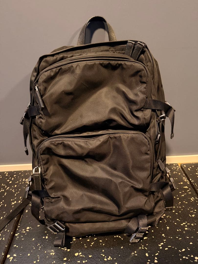 PRADA ブラック バックパック 2VZ00 テスート
