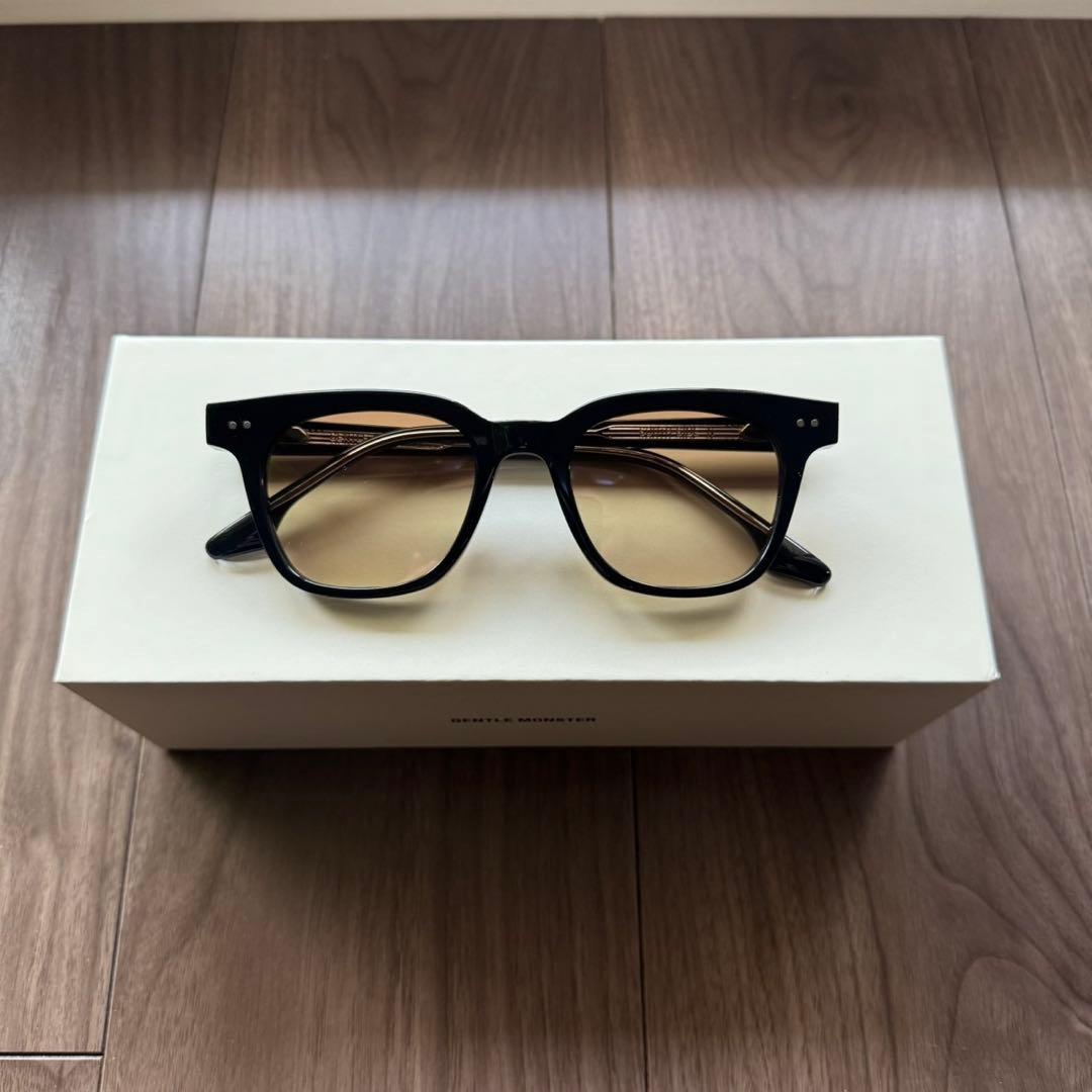 GENTLE MONSTER ジェントルモンスター　South Side N