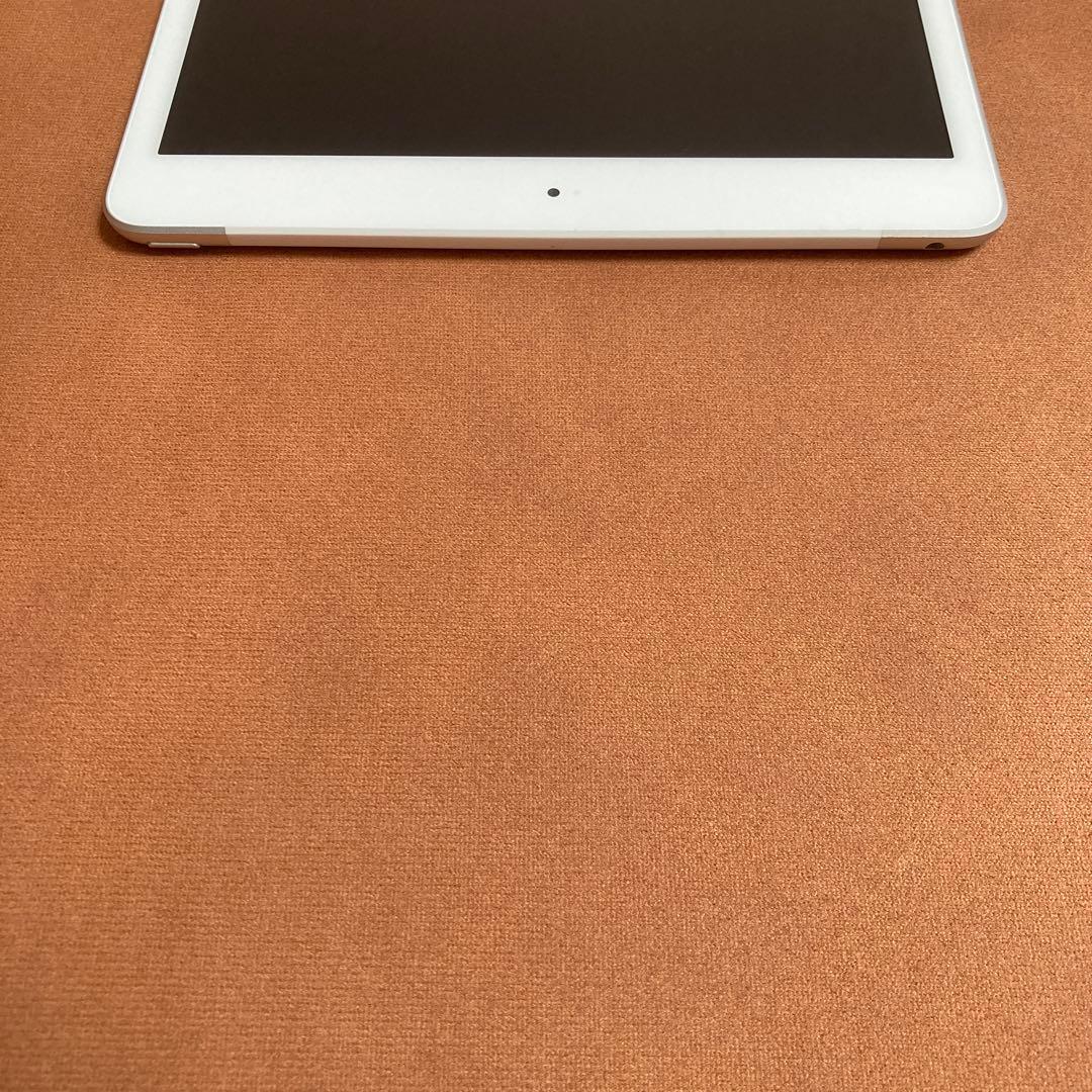 526【早い者勝ち】比較的美品☆iPad8 第8世代 32GB SIMフリー☆