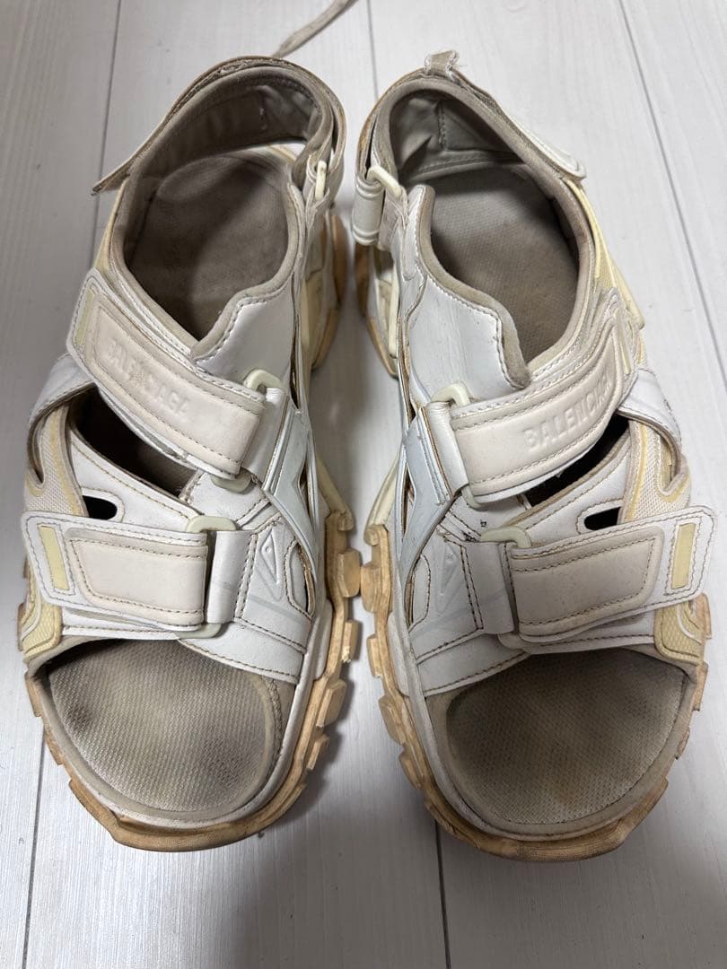 [プロフィール読んでね]BALENCIAGA サンダル + トリプル S