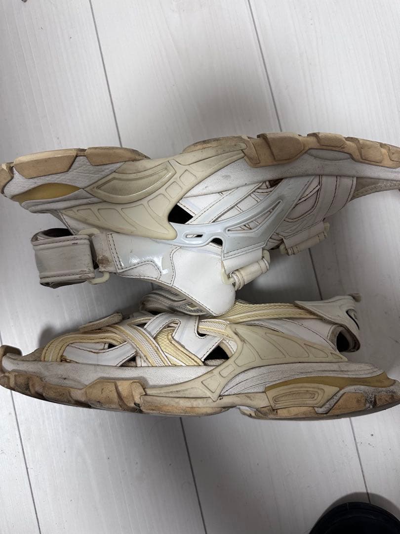 [プロフィール読んでね]BALENCIAGA サンダル + トリプル S