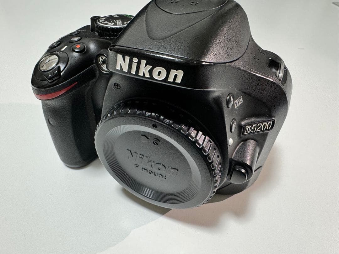 Nikon D5200 一眼レフ 本体+レンズ4本+バッテリー4個+他付属品