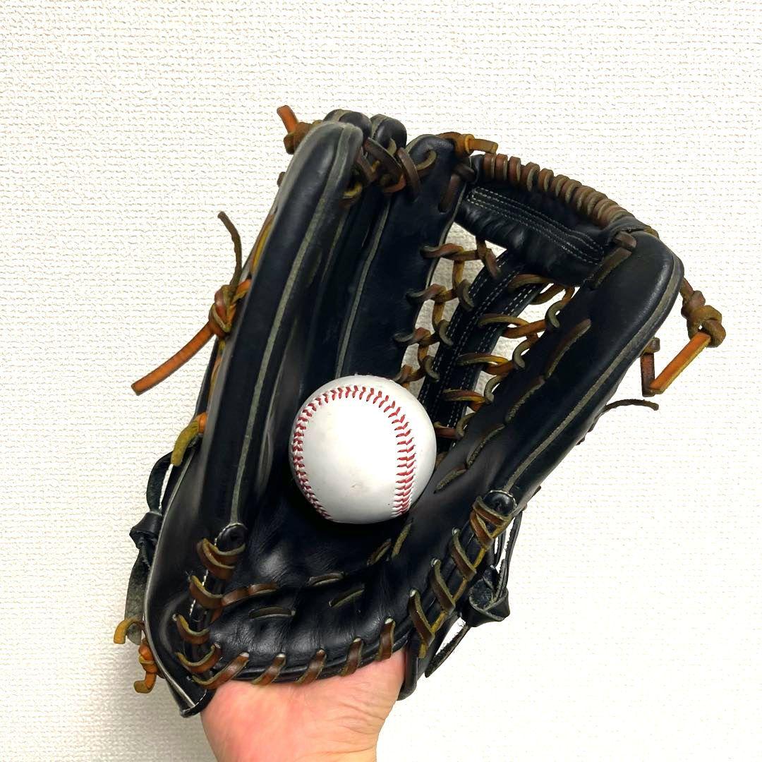 977 アンダーアーマー 極美品 型良 即戦力 硬式 外野手用グローブ 左投げ