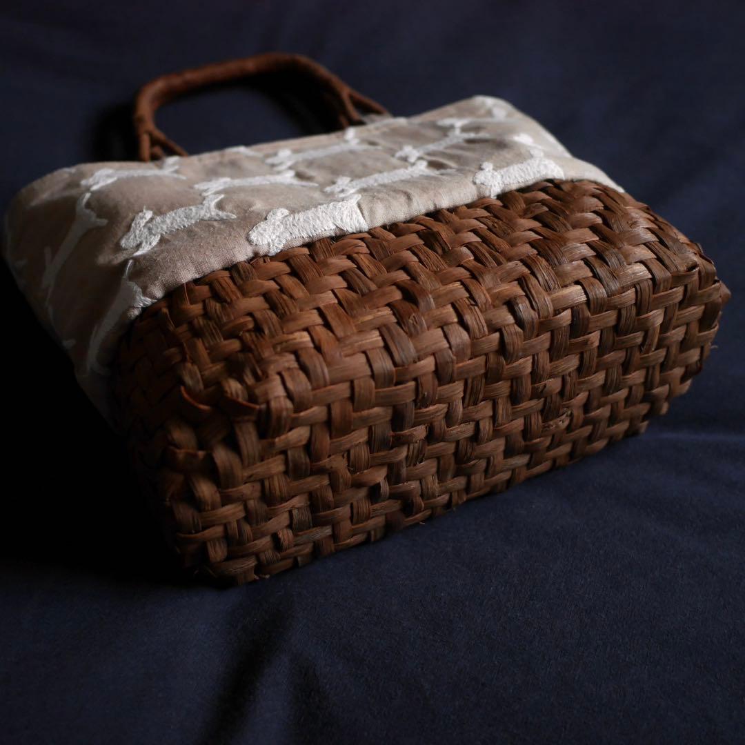 かごや（山葡萄のカゴバッグ）ミナペルホネン