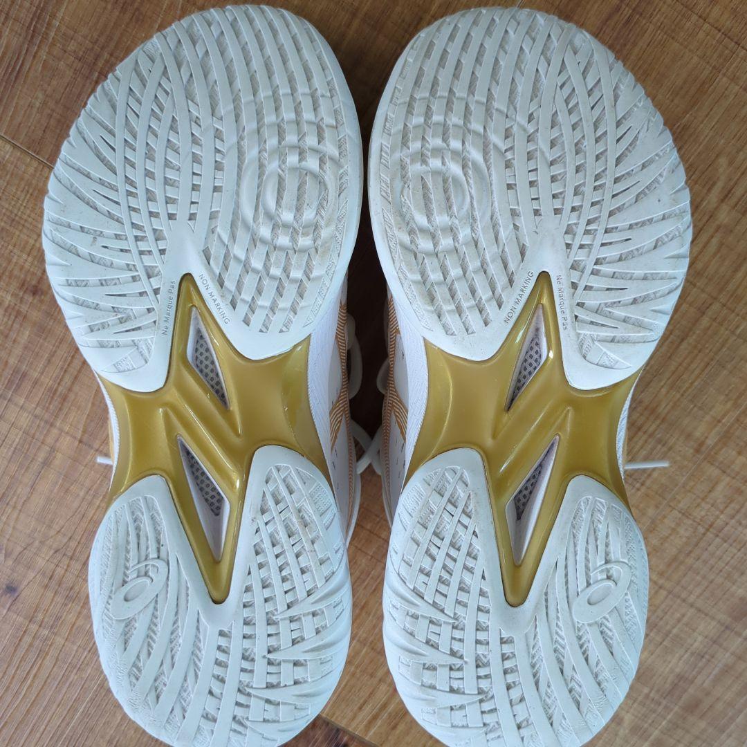 アシックス ゲルフープ V16 1063A092 バスケシューズ 24.5