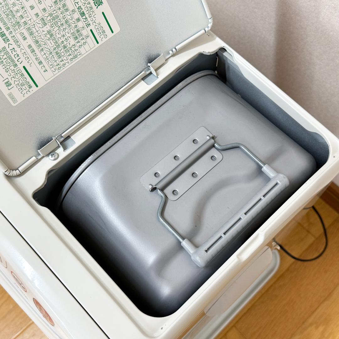 ダイニチ FW-3616L 石油ファンヒーター ホワイト 2016年製