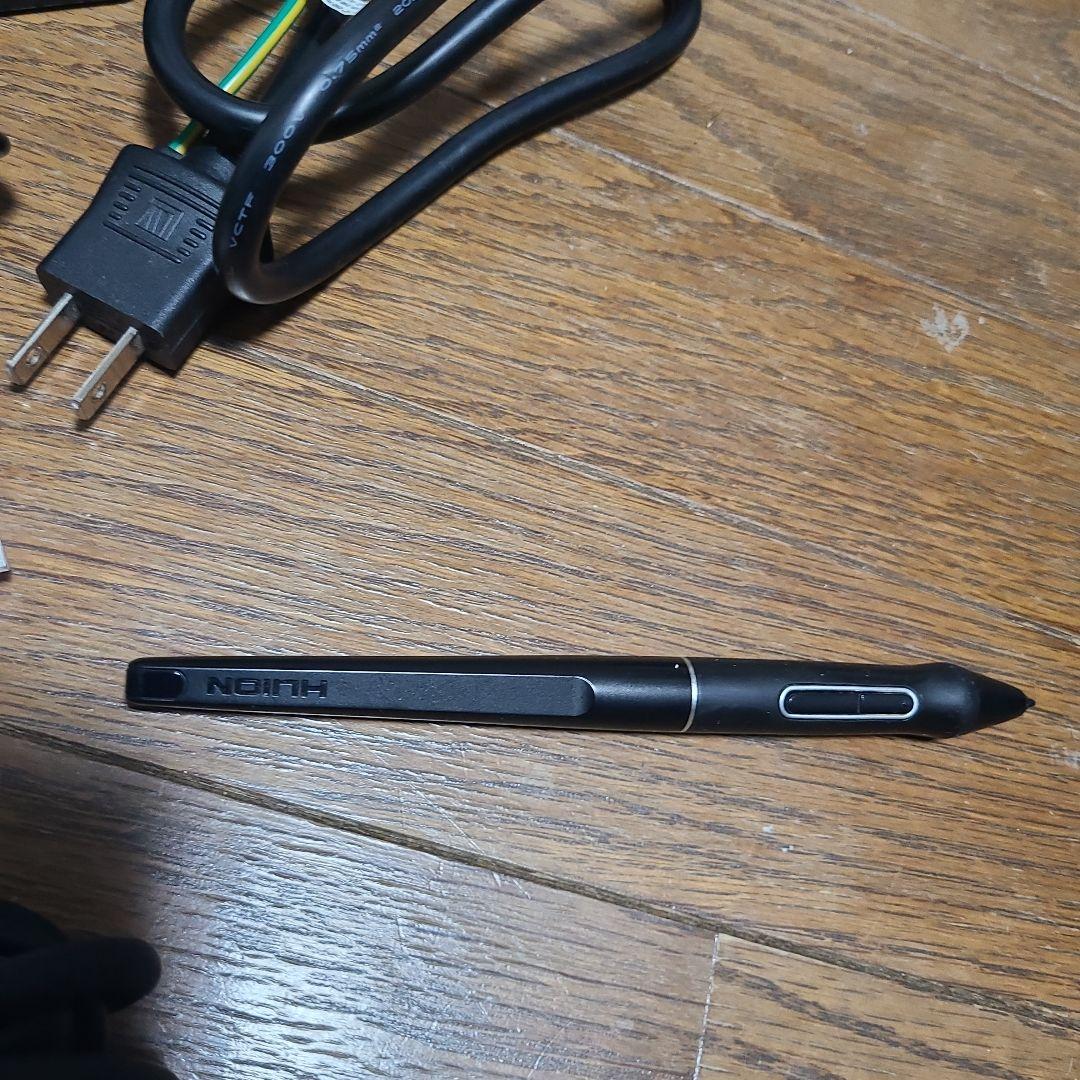【美品】HUION KAMVAS 22 Plus 液タブ