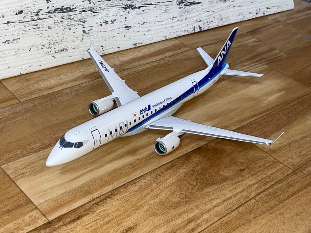 [本体美品]三菱航空機 MRJ90 1:100 JA21MJ[MR19009]