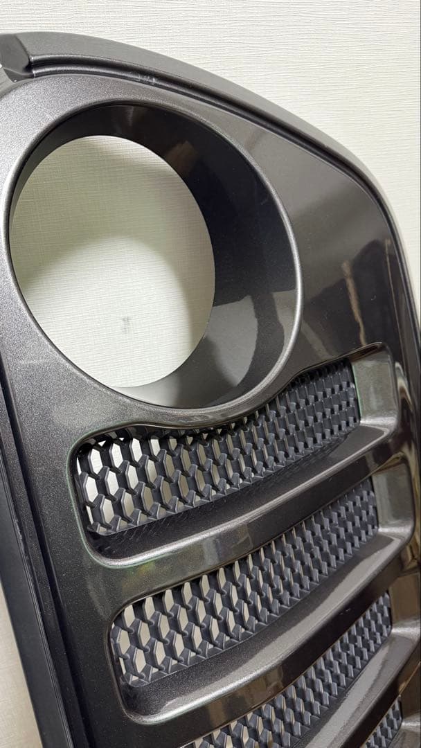 2022 Jeep ラングラーJL サハラ フロントグリル　グラナイト 純正