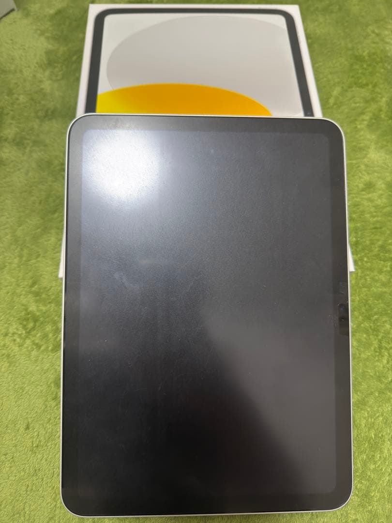 Apple iPad シルバー 10世代