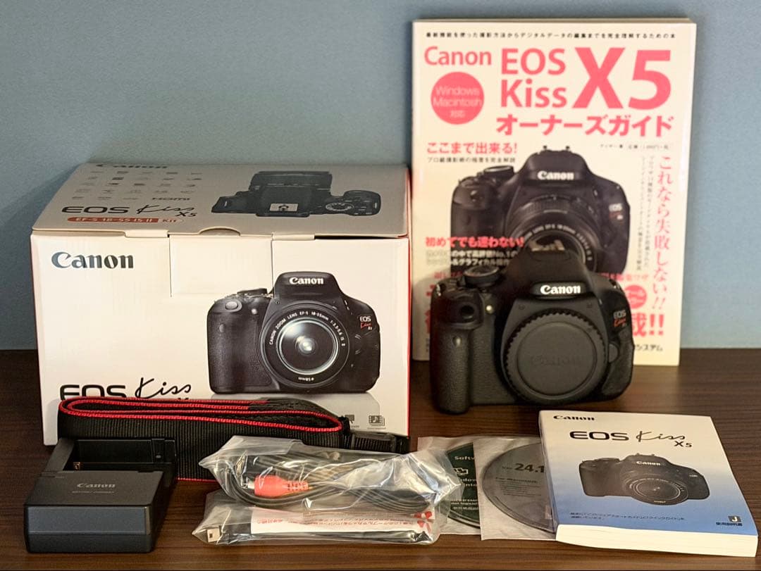 Canon EOS Kiss X5 本体 BODY マニュアル本SDカード付
