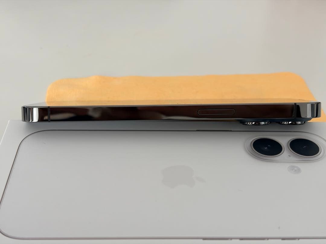 Apple iPhone 13 Pro グラファイト128GB本体