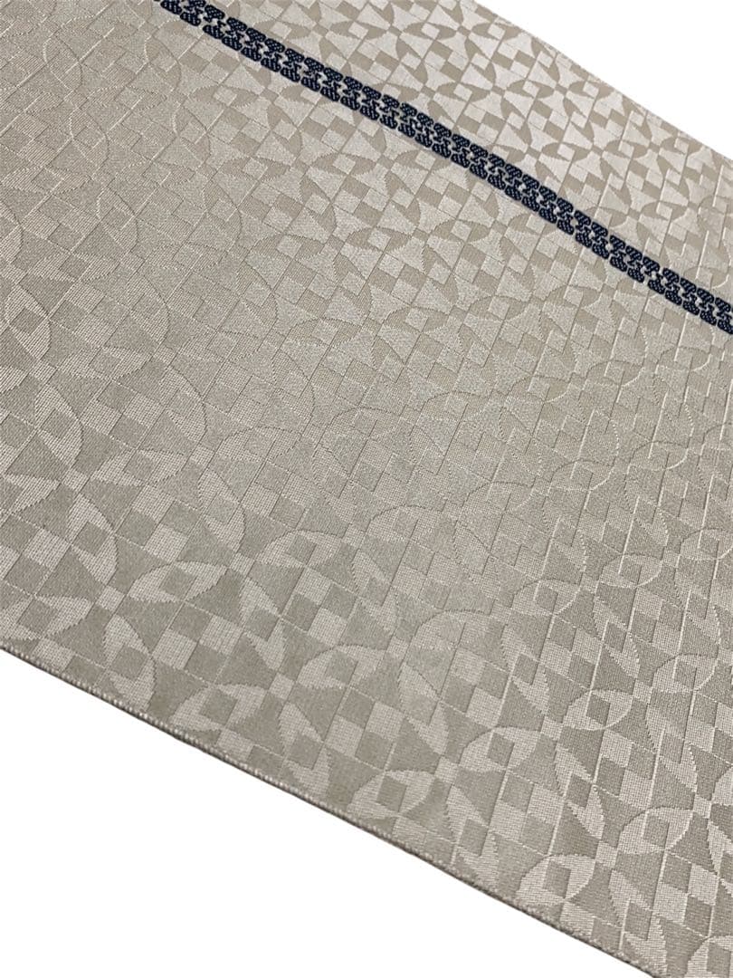 ¨̮⃝ 幾何学模様 ジッパー 博多織 名古屋帯