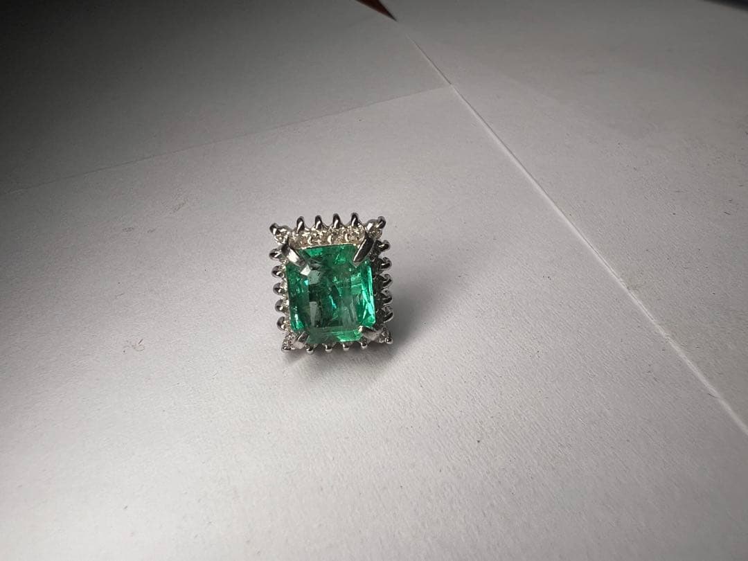 エメラルド 0.3ct!!! 極上ダイヤモンド Pt900 ネクタイピン