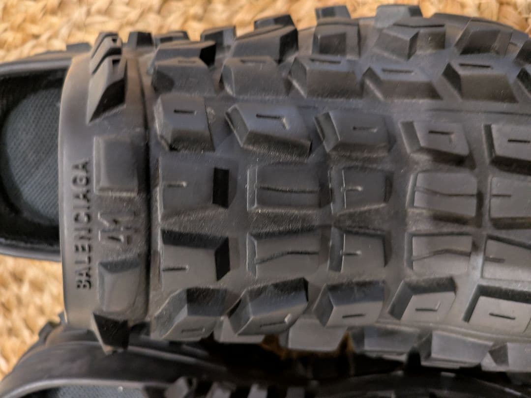 熊*認様 BALENCIAGA 23SS ディフェンダークロッグ サンダル 41