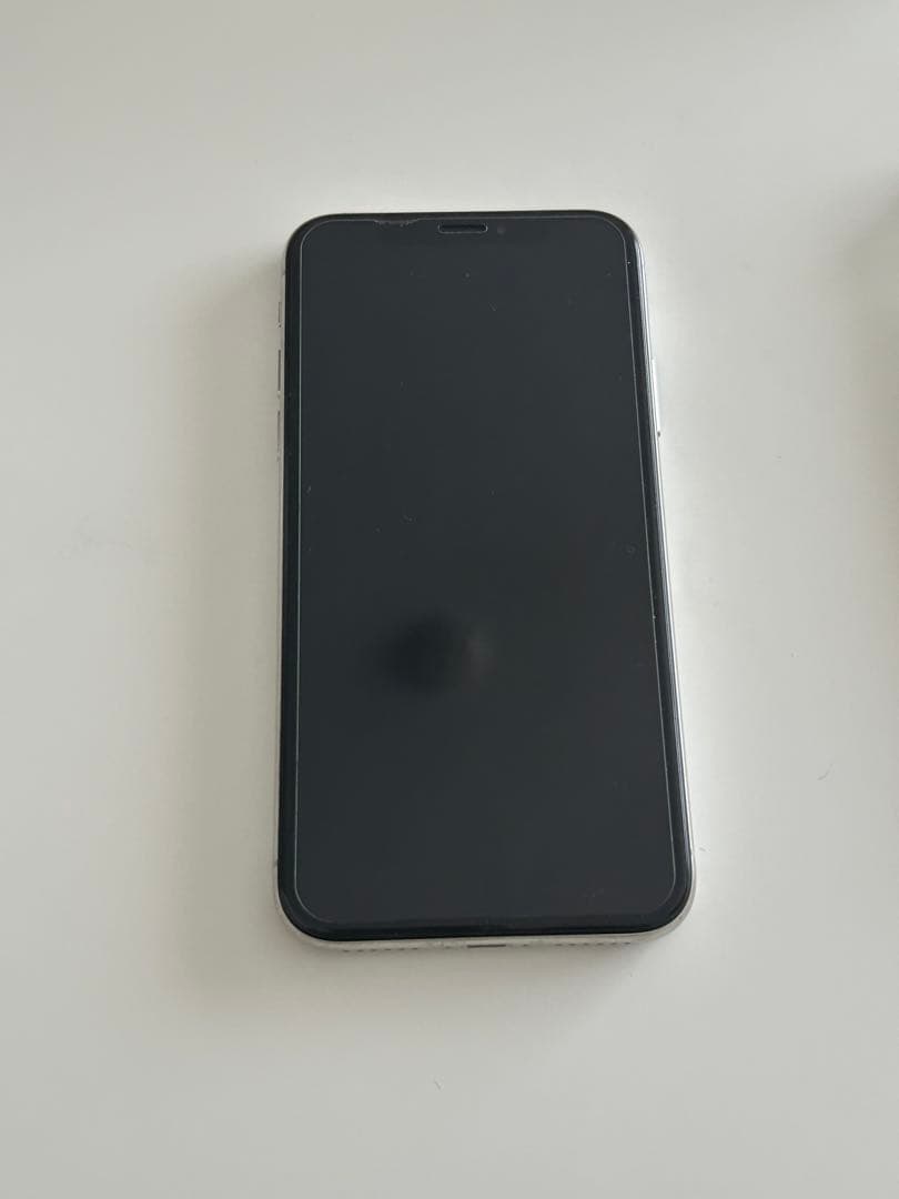 Apple iPhone X シルバー 本体