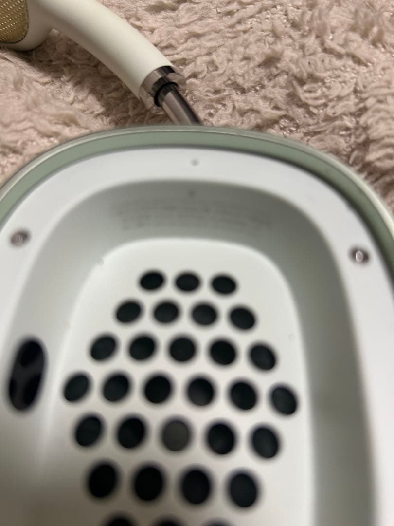 airpods max グリーン