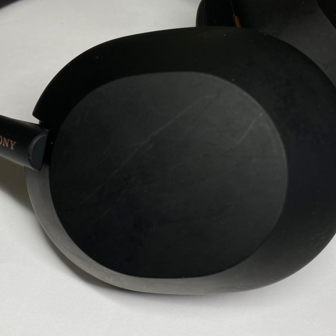 SONY/ソニー　WH-1000XM5 ワイヤレスヘッドホン ブラック　B744