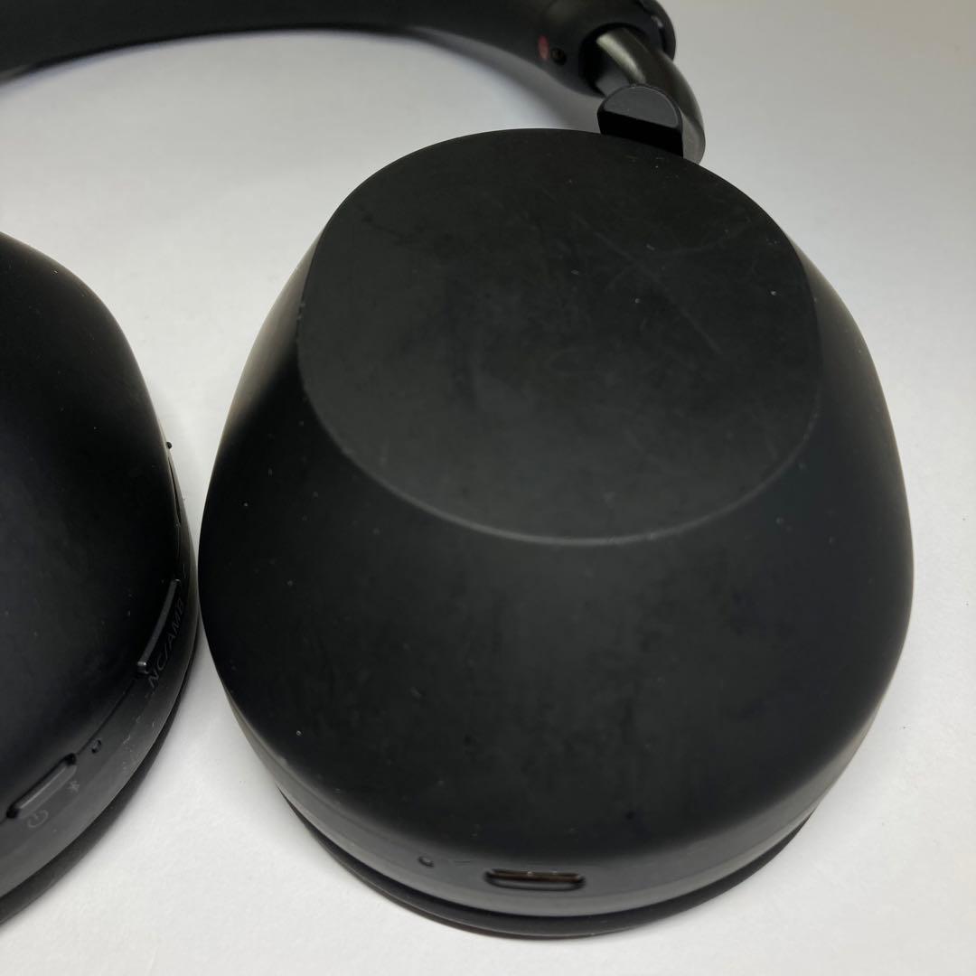 SONY/ソニー　WH-1000XM5 ワイヤレスヘッドホン ブラック　B744