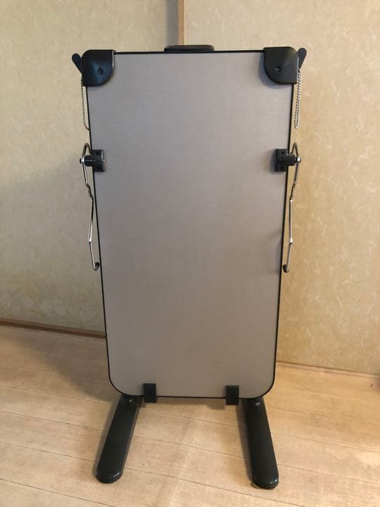 東芝 TOSHIBA ズボンプレッサー アイロン（送料込み）