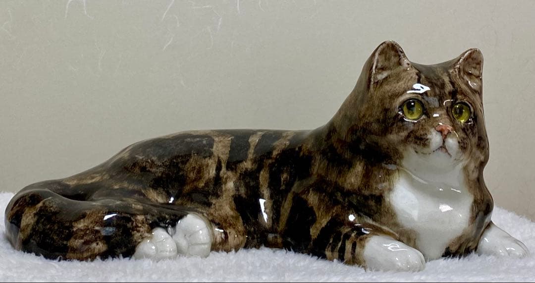 サイズ6 ウィンスタンレイキャット ケンジントンキャット　横たわり猫　貫入無し