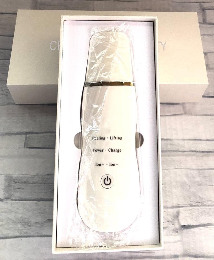 毛穴悩みを解消❣エステサロン仕様2.4w回/秒もの高超音波周波数振動♪❤美顔器