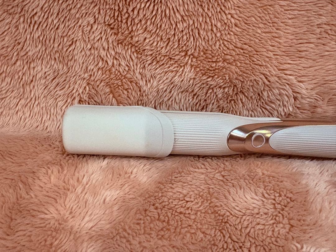 正規品 ReFa ストレートアイロン プロ　アイボリー　RE-AT-20A