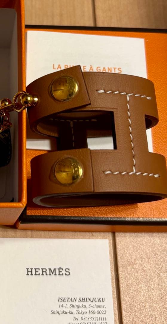 HERMES 手袋ホルダー　コアラ